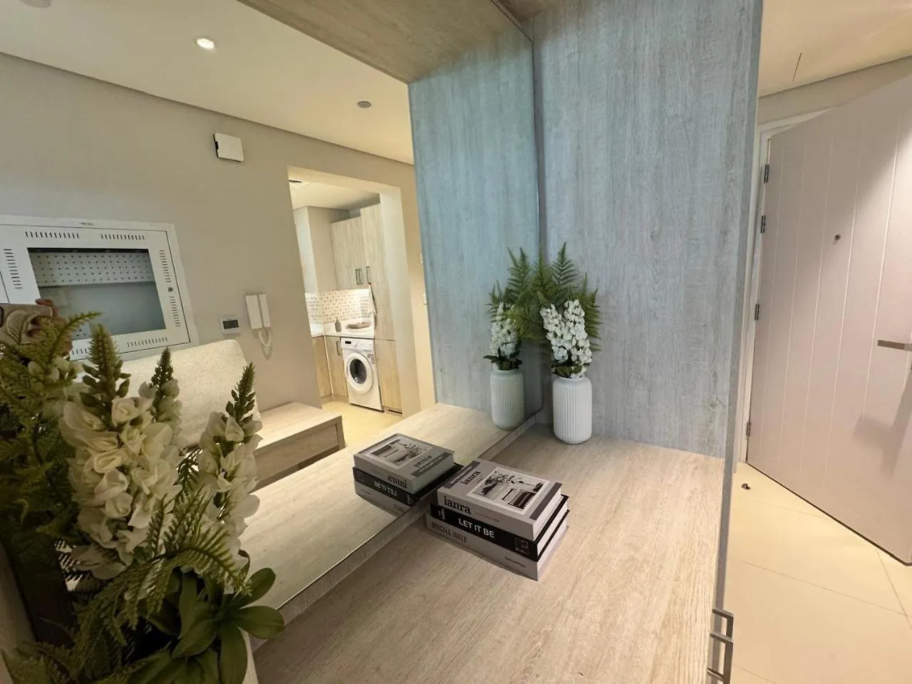 Dubai Palm Jumeirah - Free Infiniti Pool And Private Beach United Arab Emirates